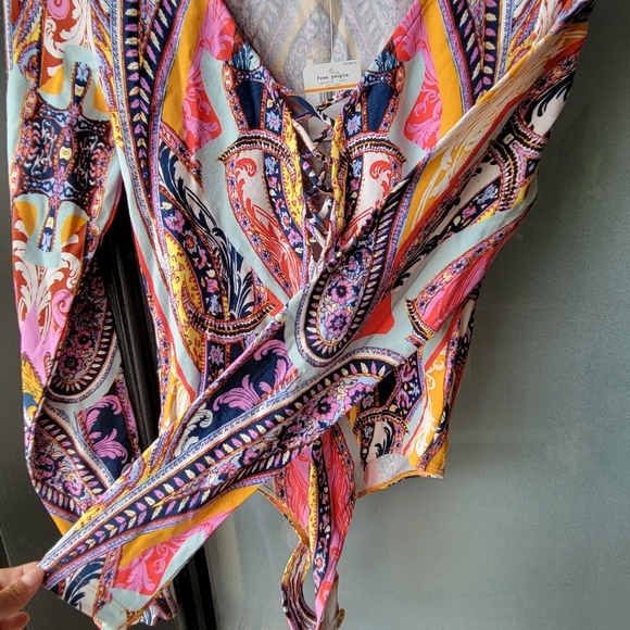 Free People Pick A Place Pink Vibrant Tribal Print V Neck Bodysuit NWT SP - Picture 7 of 10